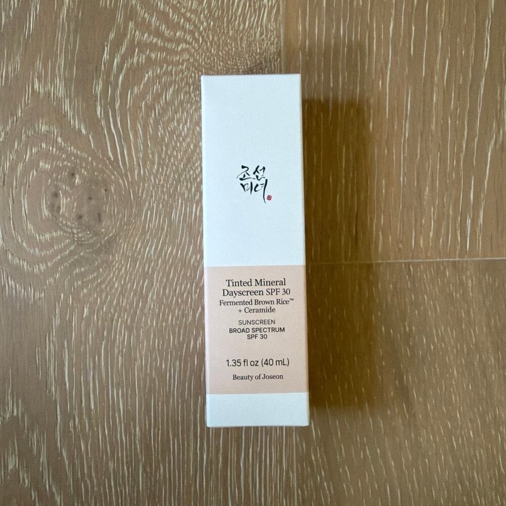 Beauty of Joseon Tinted Mineral Dayscreen SPF30 Shade 23N Light Neutral